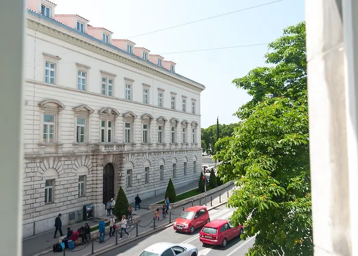 Centraal gelegen hotel: Indigo Inn Rooms