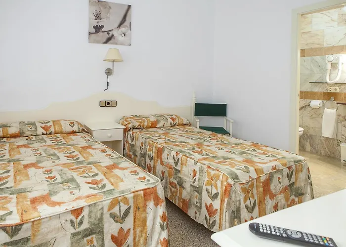 Hotel cerca del colegio: Hotel Agora