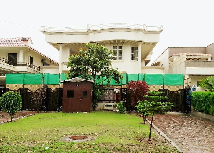Ping Pong hotel: Islamabad Royal Inn