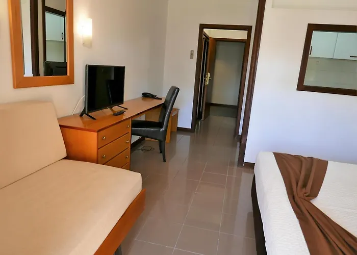 Self Catering : Estoril 7