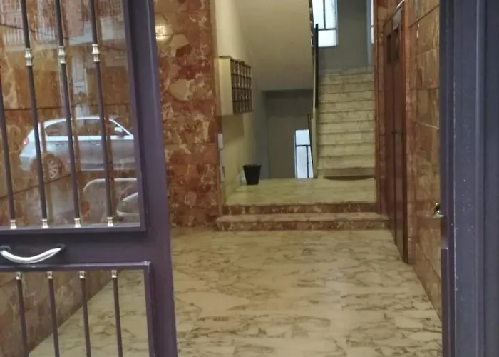 Hotel all'aeroporto: Colfelice Rooms