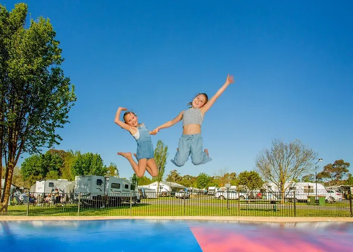 Nrma Ballarat Holiday Park