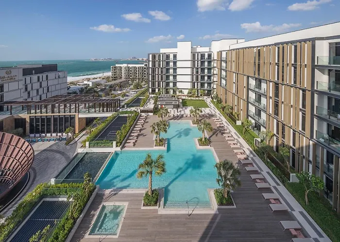 Residences Caesars Palace Bluewaters