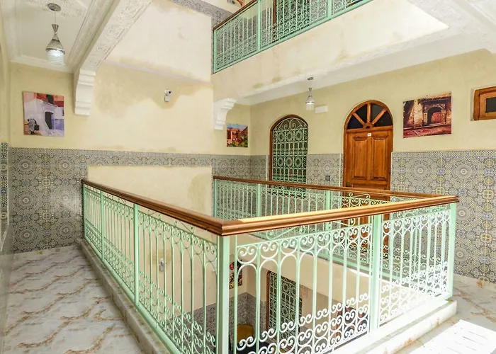 Hotel all'aeroporto: Hotel Faouzi