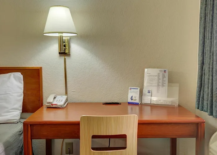 Golf hotels Good Nite Inn Sylmar