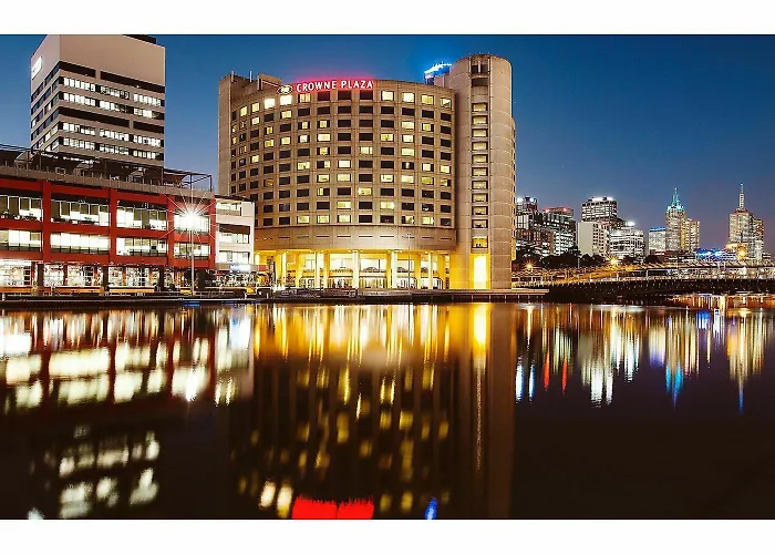 Crowne Plaza By Ihg