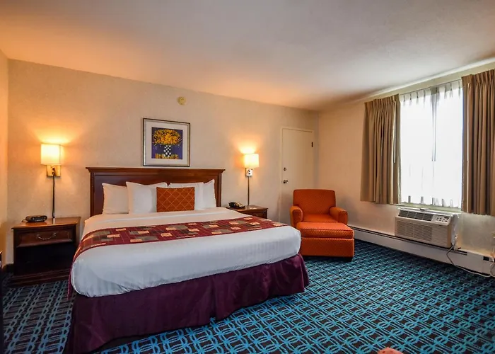 Cheap hotels Charles River Inn