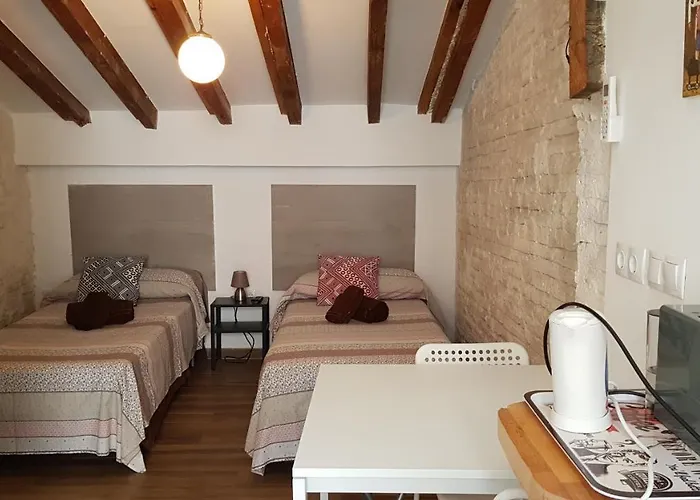 Hotel: PLAZA REDONDA brugada home