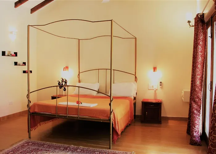 Papa Jolly Eco Resort-Near Morjim Beach
