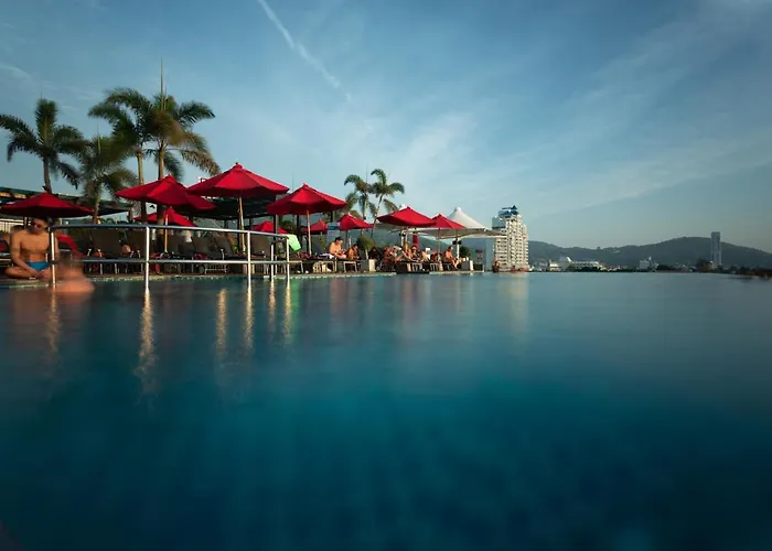Hotel familiar: The Charm Resort Phuket