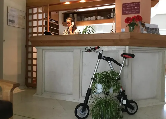 Cheap hotel: Hotel Adria